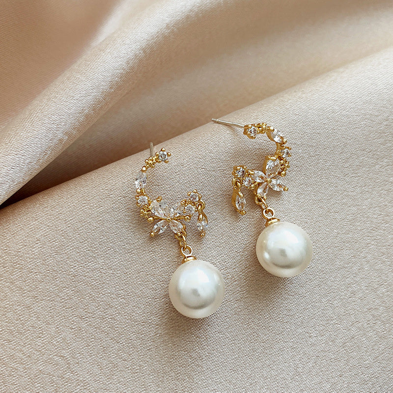 Temperament Pearl Earrings Fashion Flower Small 925 Silver Needle
