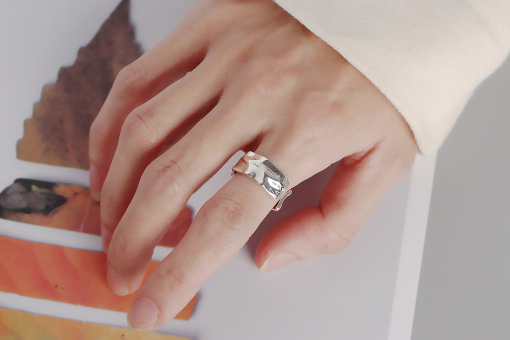 Ladies Sterling Silver Retro Ring