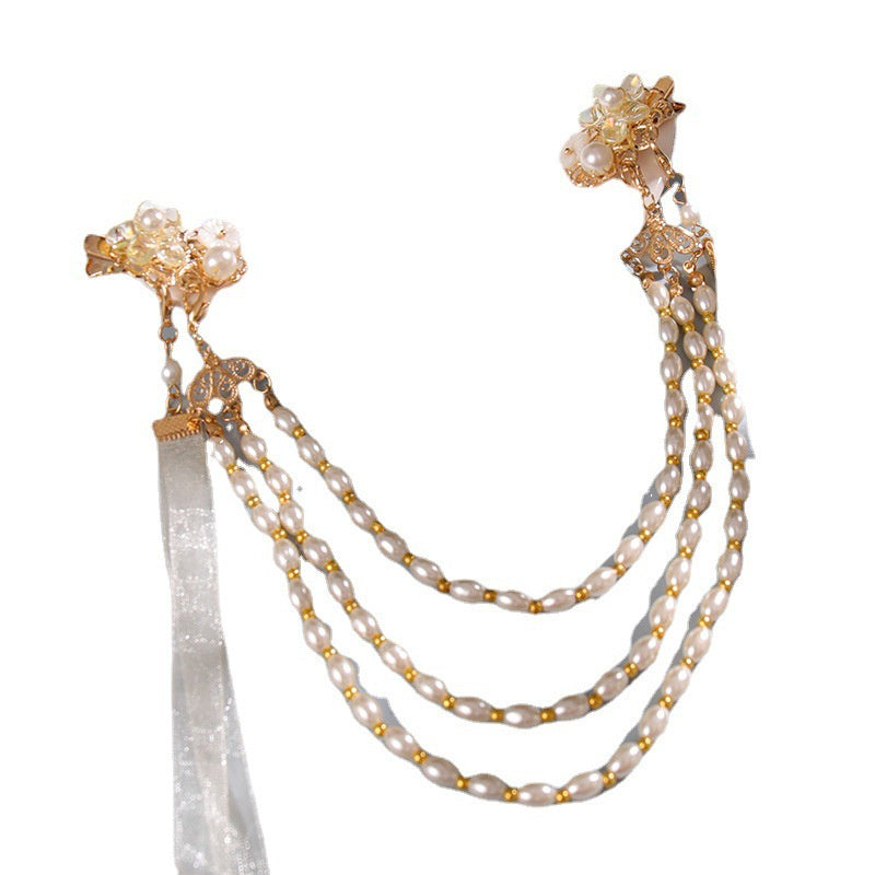 The New Fashionable And Antique Headdress Is Simple