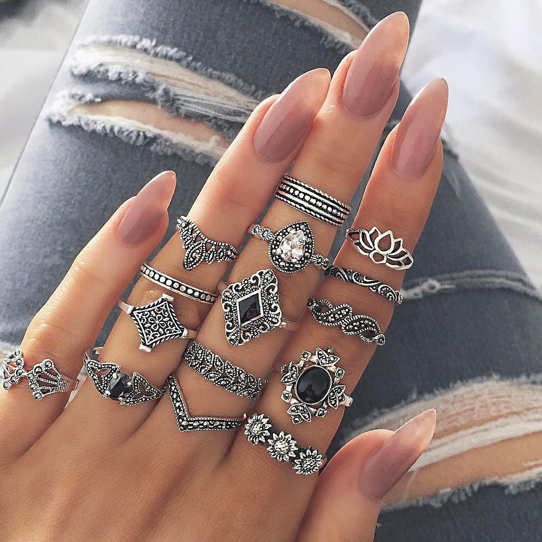 Black Gem Joint Set Ring