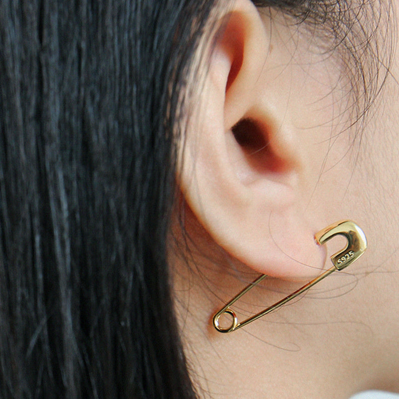 Stylish And Refined Gold-plated Earrings