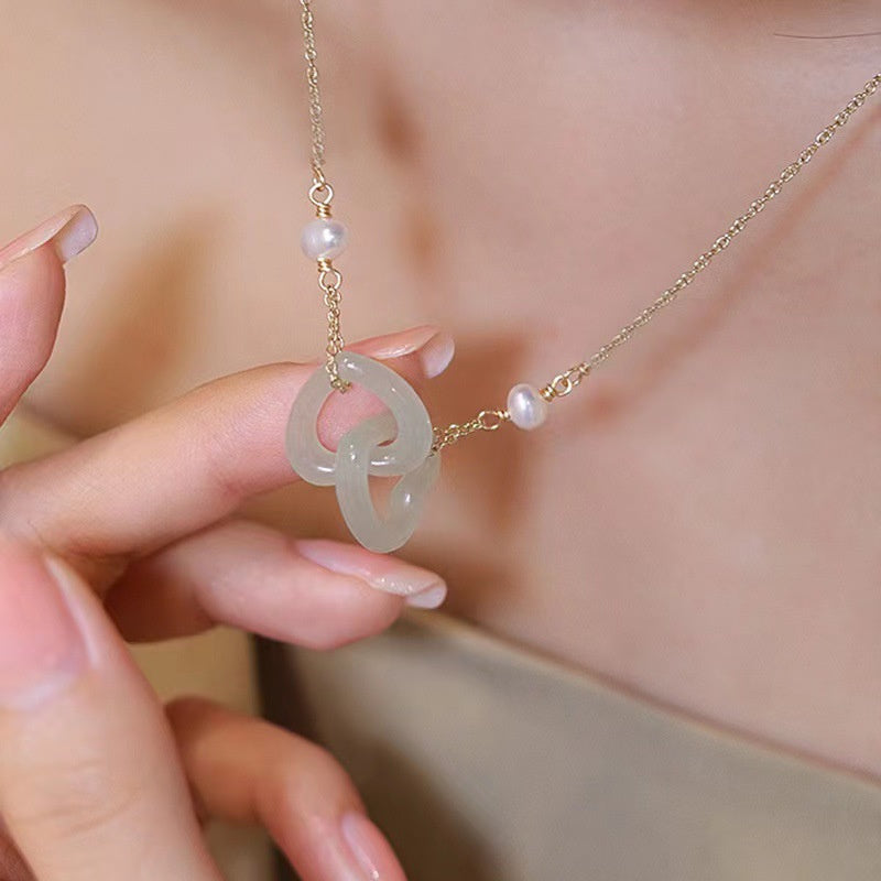 Antique Temperament High-end Pearl Clavicle Chain